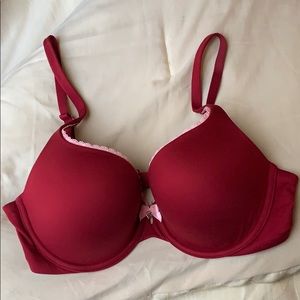 Red Body by Victoria Secret Perfect Shape Bra!! ❤️